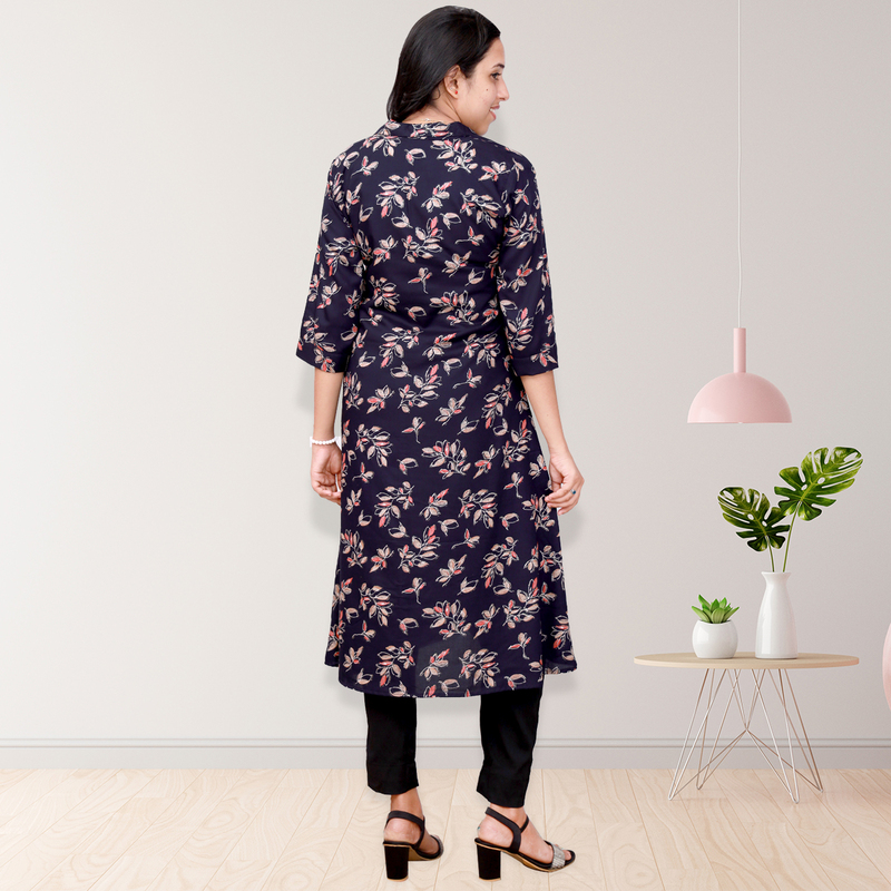 Aami feeling foil "a" line top - navy blue with floral foil print