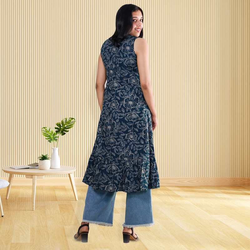 angel feeling foil printed sleeveless A- line blue floral top angel feeling foil printed sleeveless A- line blue floral top