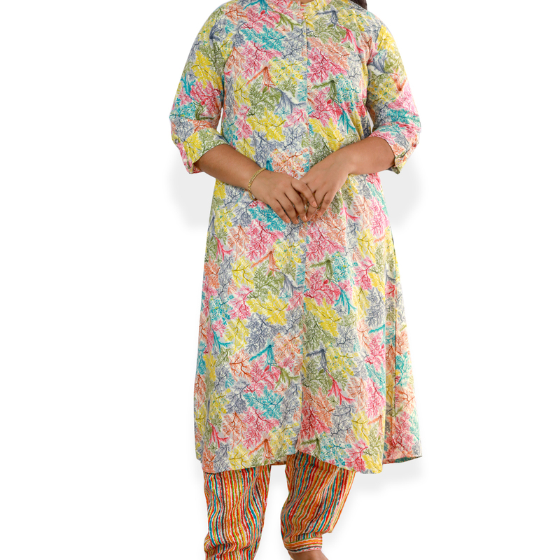 Daliya Pastel Leaves Feeling Foil A-Line Top
